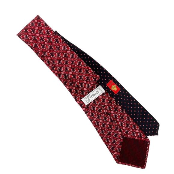 Versace Men’s 100% Silk Neck Tie Made in Italy Red Diagonal Striped Pattern - Picture 4 of 5